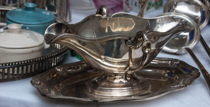 Innovative Programs for Reusing and Recycling Kitchenware